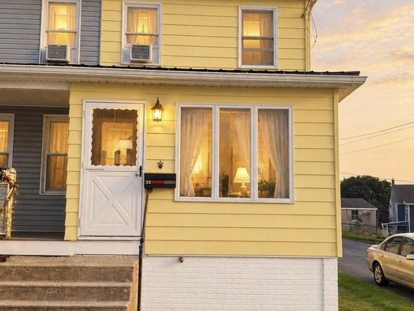 251 W Hazard, Summit Hill, PA 18250