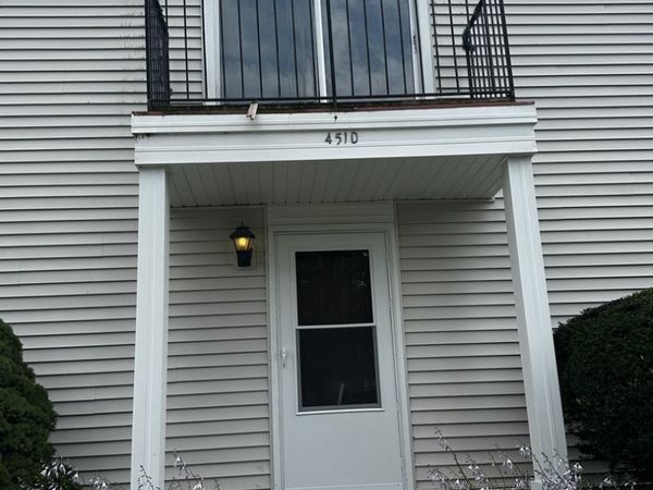 451 James Court , Unit D, Glendale Heights, IL 60139