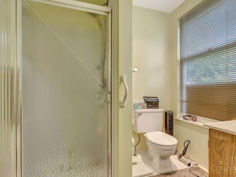 2549 Trevor Place, Cincinnati, OH 45225 Photo 29