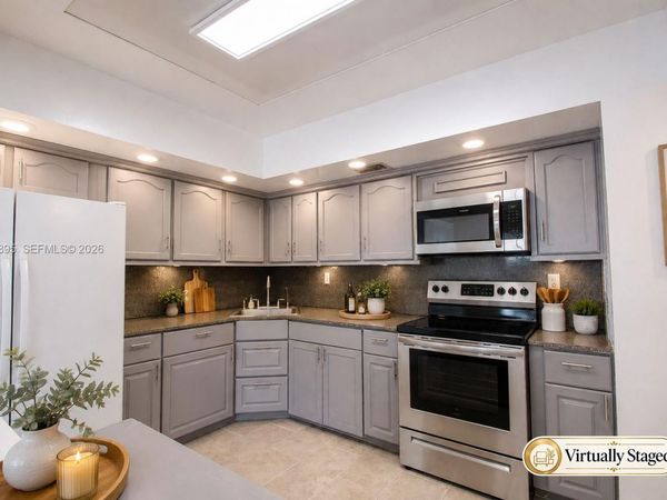 2150 Sans Souci Blvd , Unit B305, North Miami, FL 33181