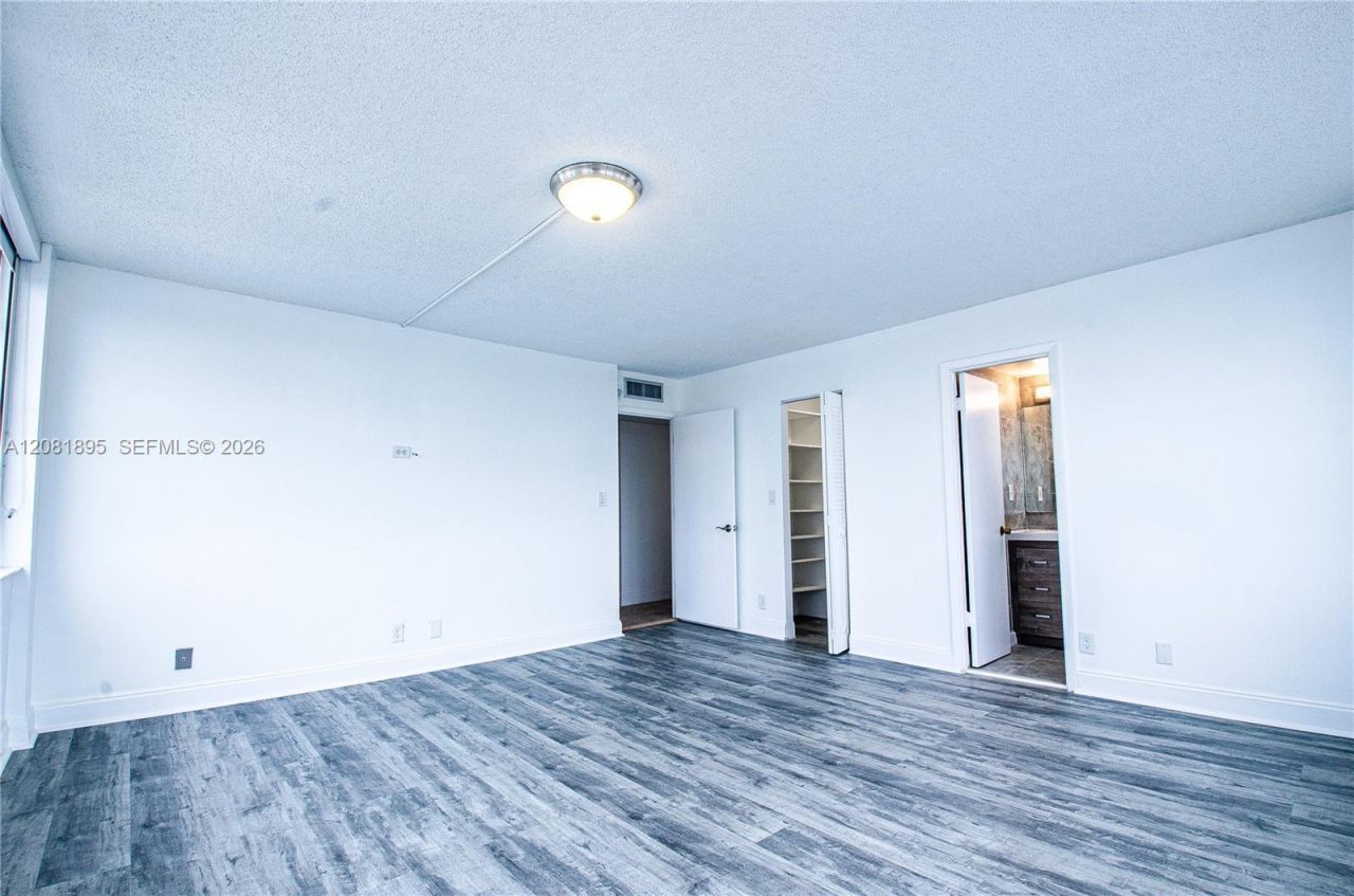 2150 Sans Souci Blvd , Unit B305, North Miami, FL 33181 Photo