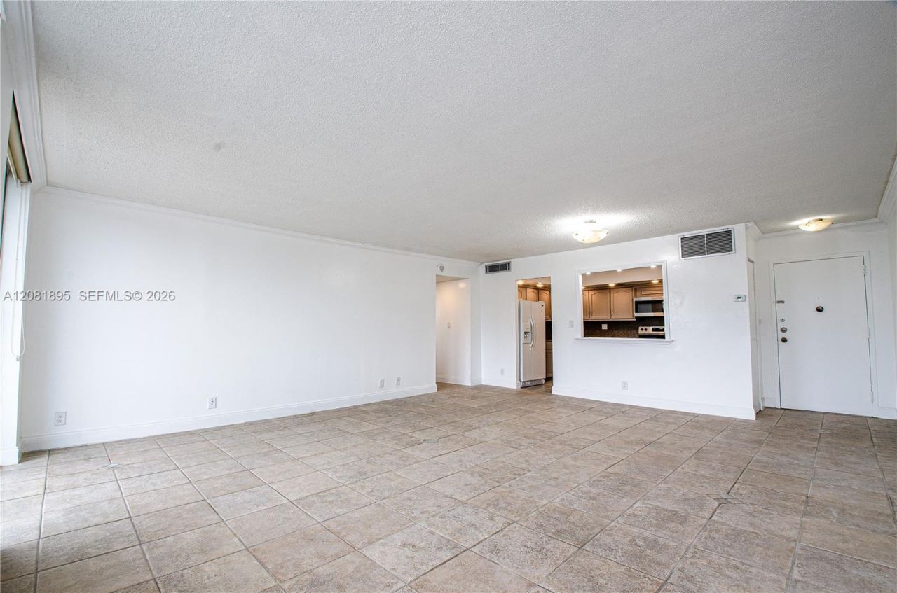 2150 Sans Souci Blvd , Unit B305, North Miami, FL 33181 Photo