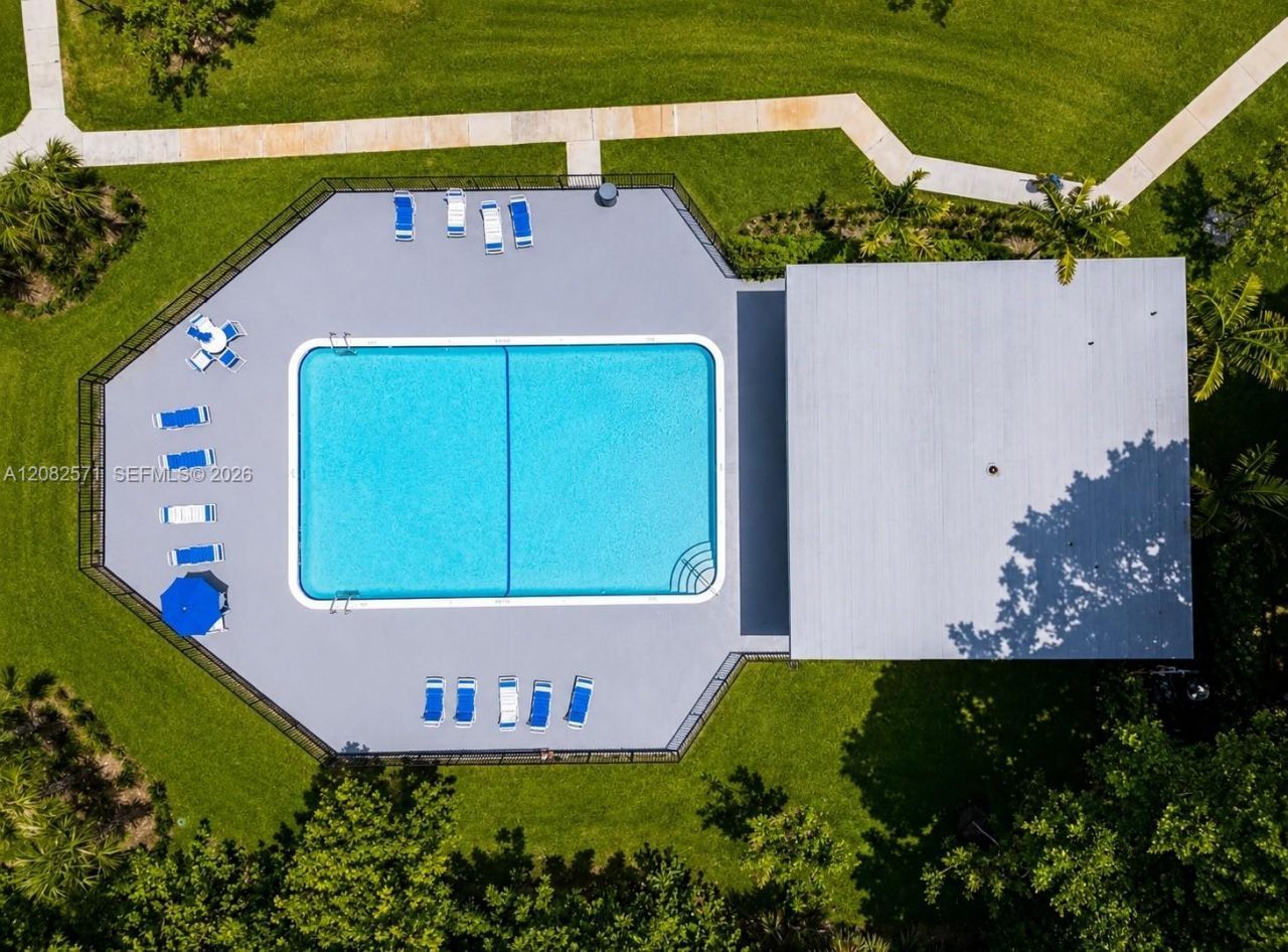 9233 SW 8th St , Unit 207, Boca Raton, FL 33428 Photo