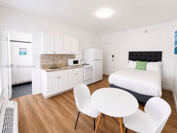 3025 Indian Creek Dr , Unit 310, Miami Beach, FL 33140