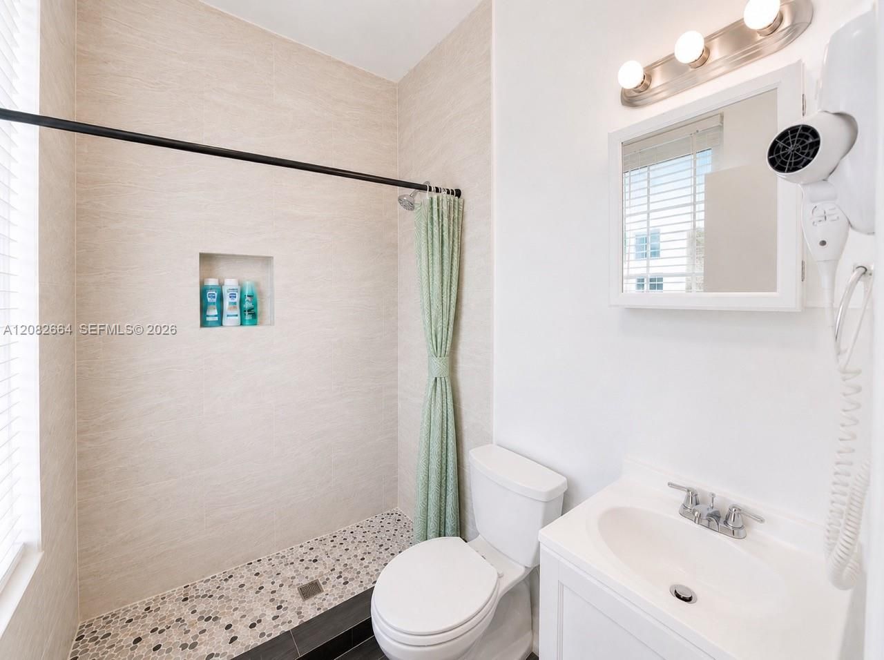 3025 Indian Creek Dr , Unit 310, Miami Beach, FL 33140 Photo
