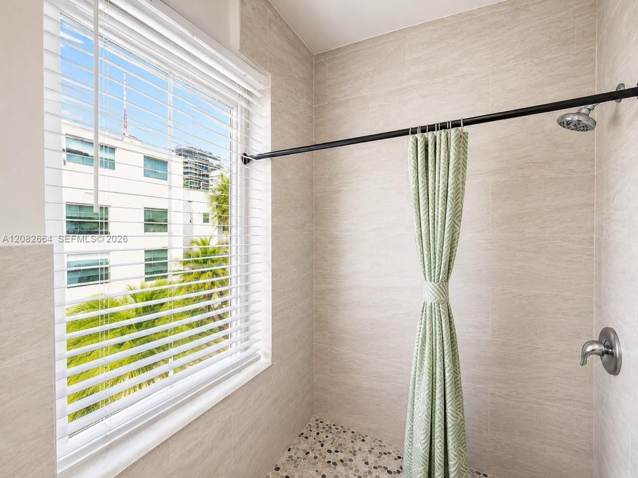 3025 Indian Creek Dr , Unit 310, Miami Beach, FL 33140 Photo