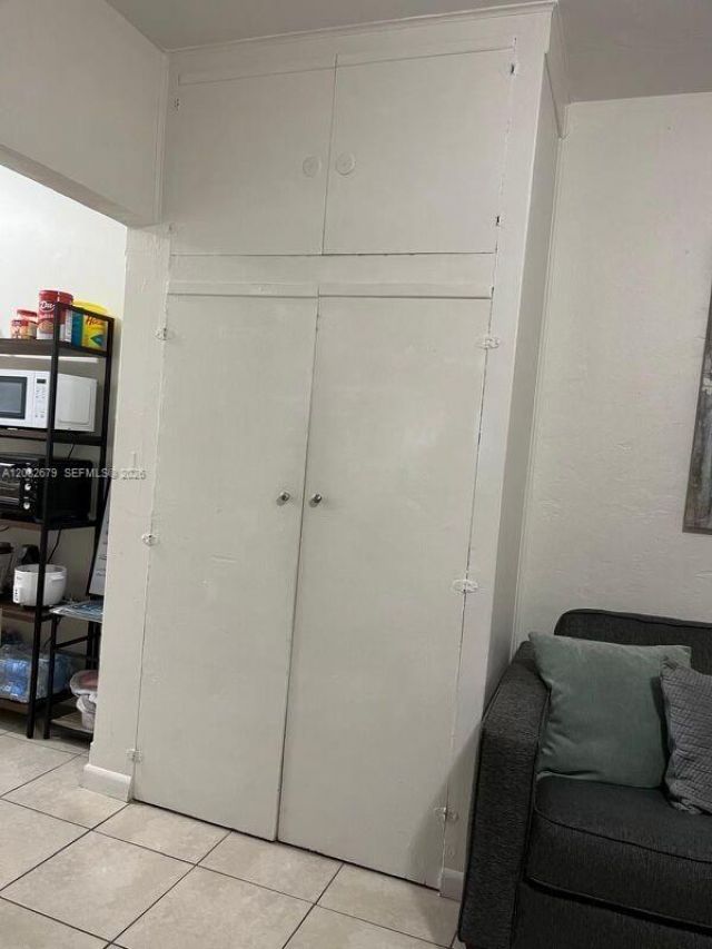 730 SW 10th St, Unit 1, Miami, FL 33130 Photo