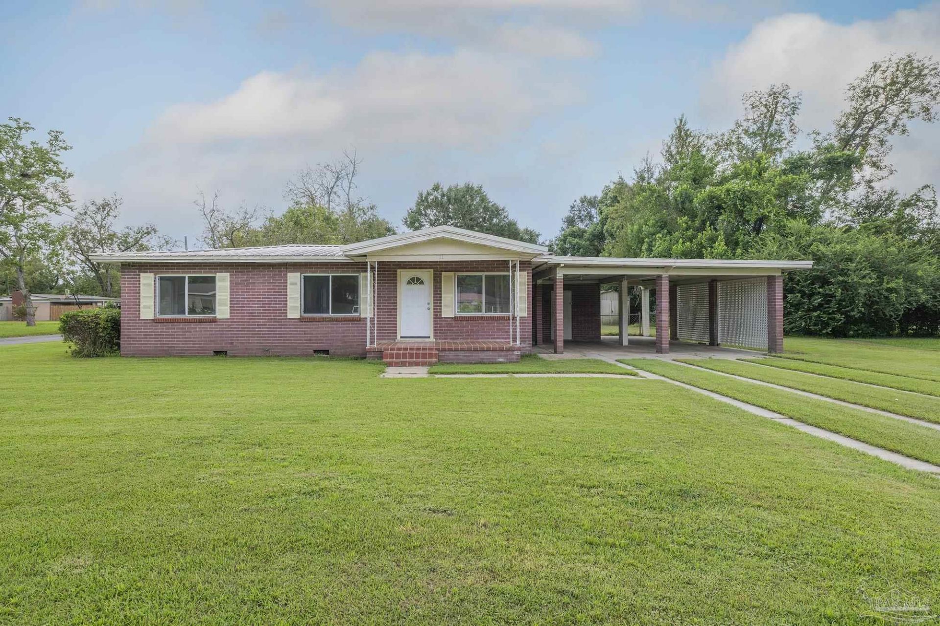 11 Ivanhoe Ave, Pensacola, FL 32534 Main Photo