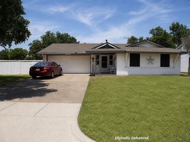 4732 Darla Drive, Fort Worth, TX 76132