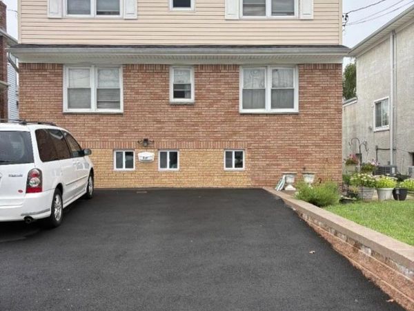 839 Riverside Ave, Unit 2, Lyndhurst, NJ 07071