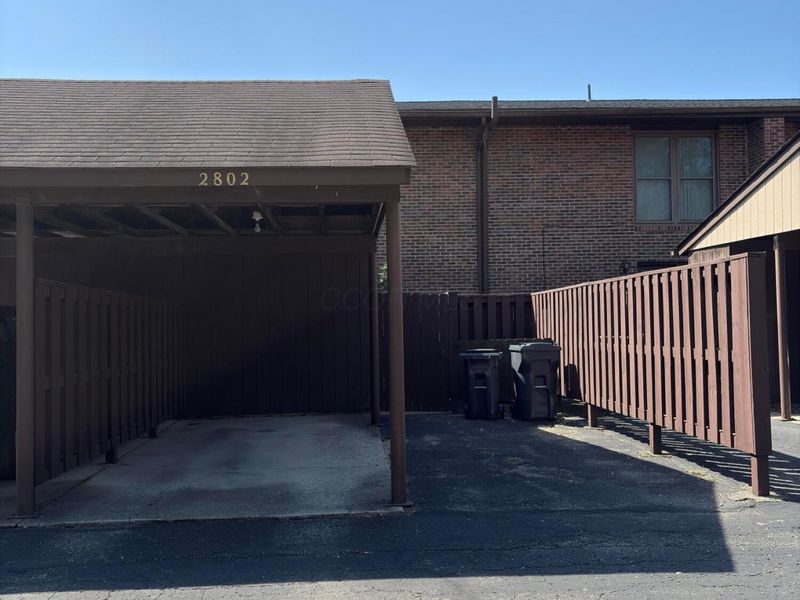 2802 Churchill Drive, Unit 33, Columbus, OH 43221 Photo 18