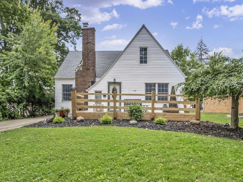 179 Oakwood Drive, Mansfield, OH 44906 Photo 2