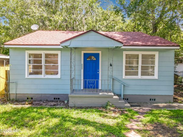 709 Edwards Street, Daytona Beach, FL 32114