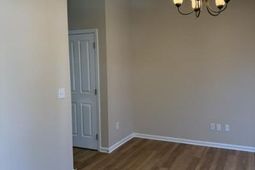 109 Foxglove Avenue photo 4