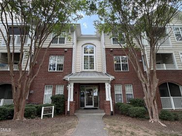 312 Providence Glen Drive, Unit 312, Chapel Hill, NC 27514