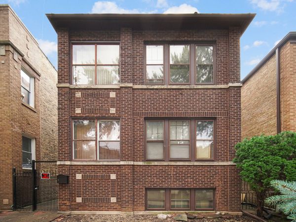 5753 N Washtenaw Avenue , Chicago, IL 60659