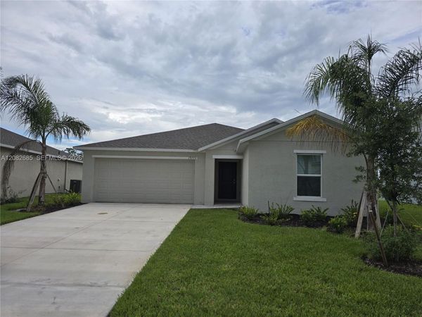 19770 Lavender Field Ct , Lehigh Acres, FL 33974