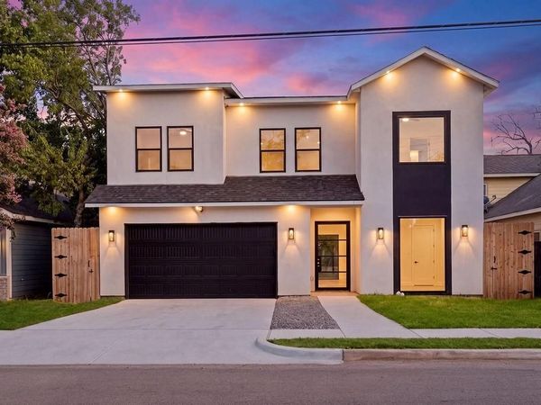 1727 Toronto Street , Dallas, TX 75212