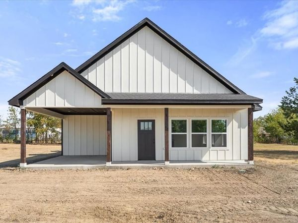 104 S FM 1126 , Barry, TX 75102
