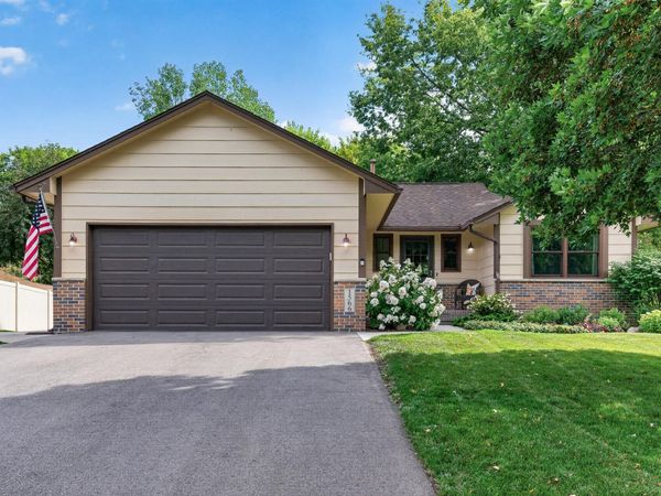 1566 Lamotte Circle, Lino Lakes, MN 55038