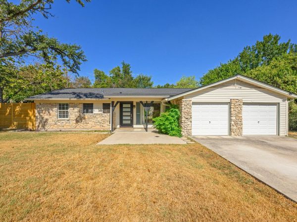 6802 Columbia DR, Austin, TX 78723