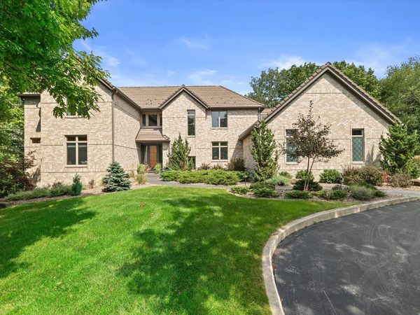 N29W30764 Foxwood DRIVE, Pewaukee, WI 53072