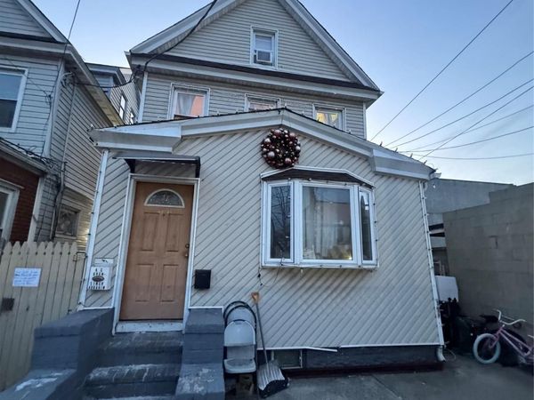 104-16 134th St , Richmond Hill S., NY 11419