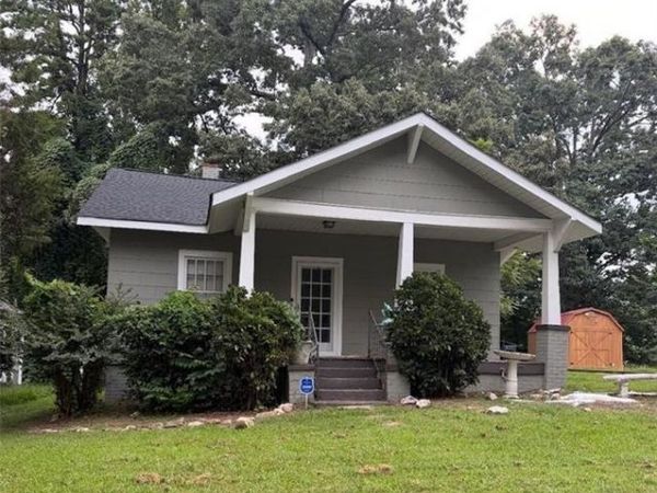 608 Everett Lane , High Point, NC 27262