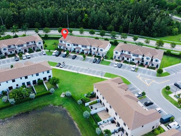 11388 W 34th Way , Hialeah, FL 33018