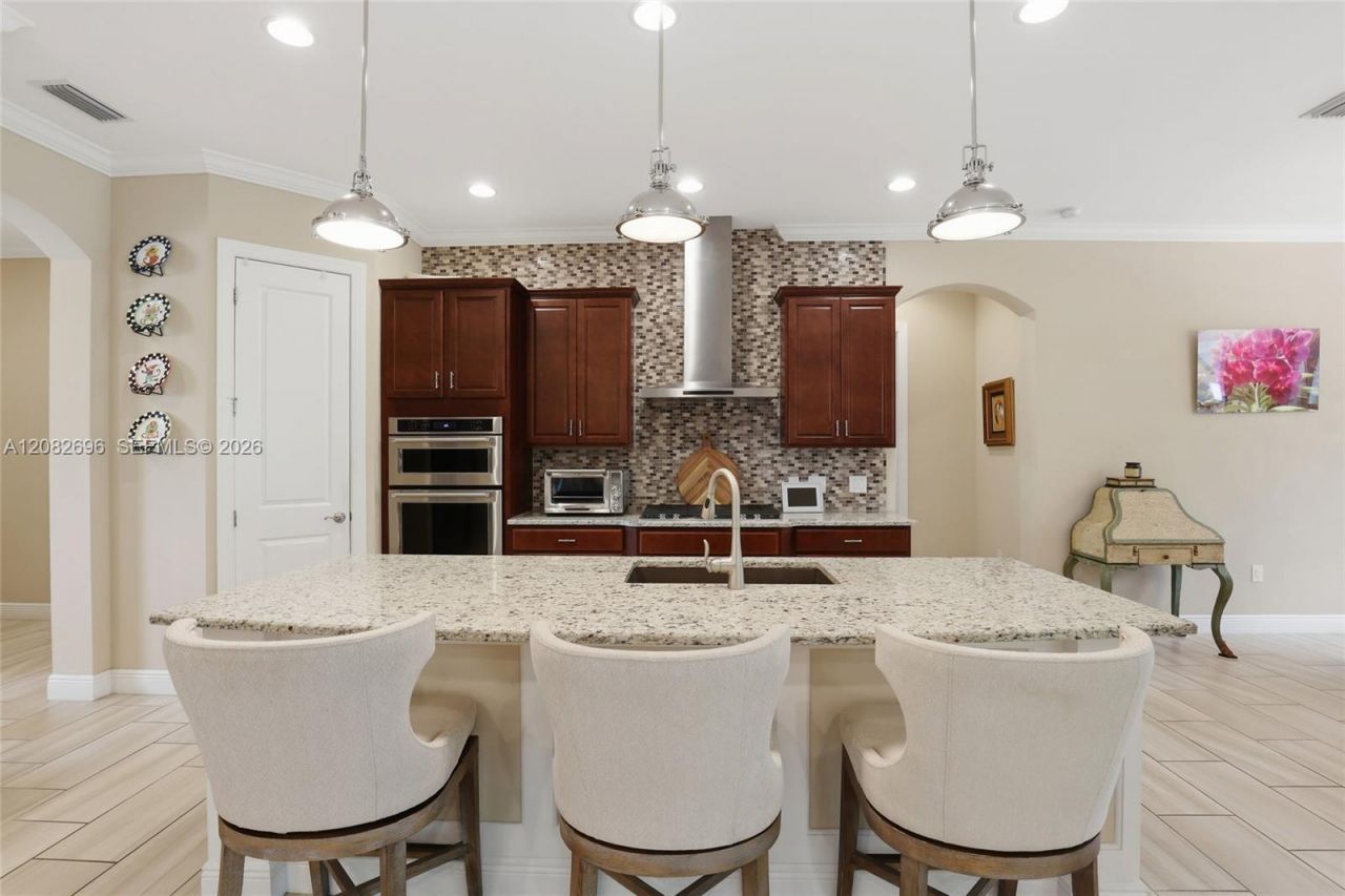 2303 Somerset Pl , Naples, FL 34120 Photo