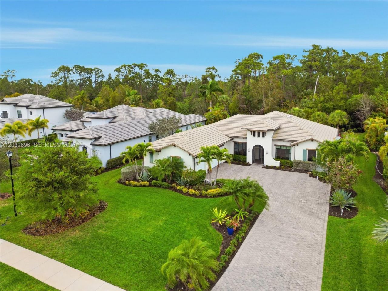 2303 Somerset Pl , Naples, FL 34120 Photo