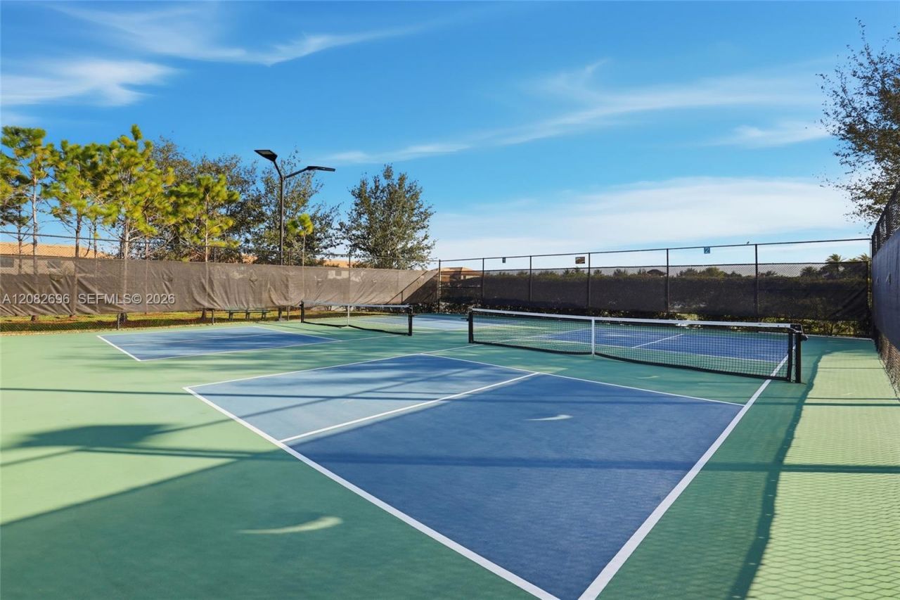 2303 Somerset Pl , Naples, FL 34120 Photo