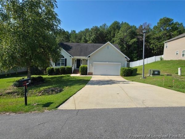 60 Cobblestone Drive, Spring Lake, NC 28309
