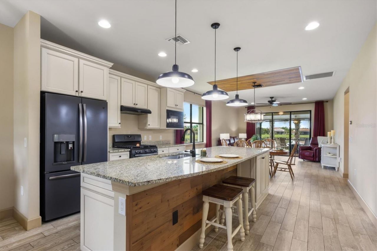17523 Hampton Falls Terrace, Bradenton, FL 34202 Photo