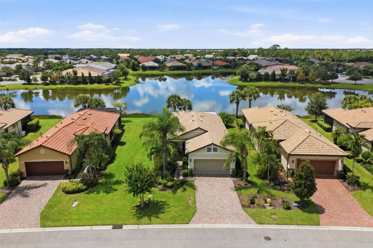17523 Hampton Falls Terrace, Bradenton, FL 34202 Photo