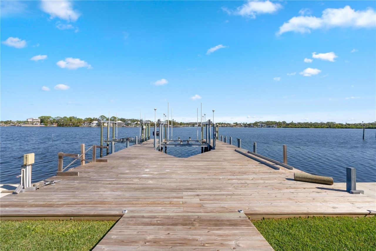 5027 Waterside Drive , Port Richey, FL 34668 Photo