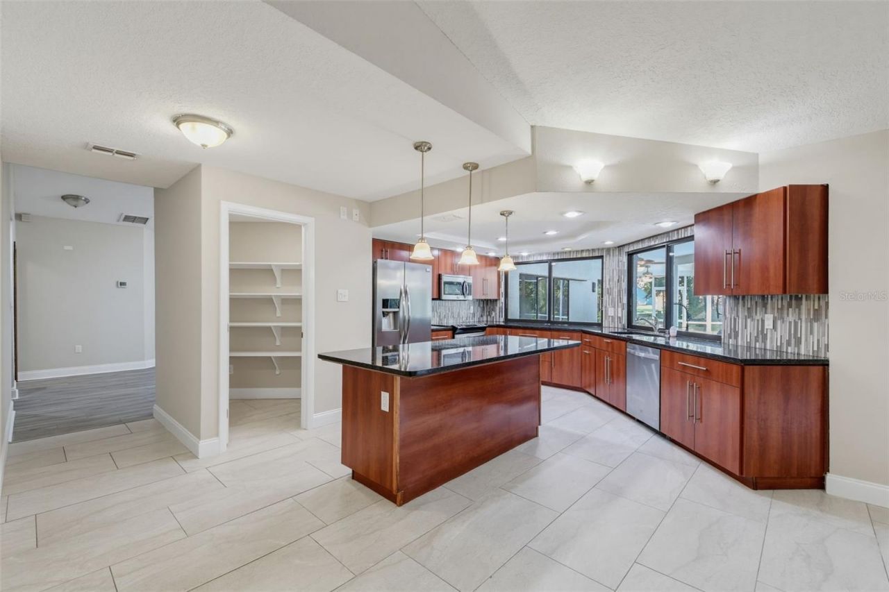 7256 Royal Oak Drive, Spring Hill, FL 34607 Photo