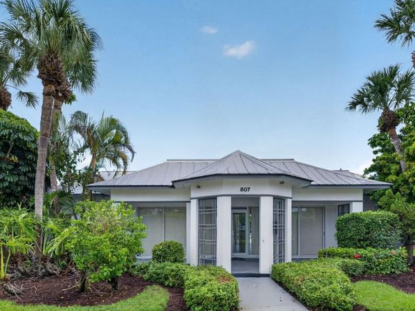 803 SE CENTRAL Parkway, Unit 9, Stuart, FL 34994
