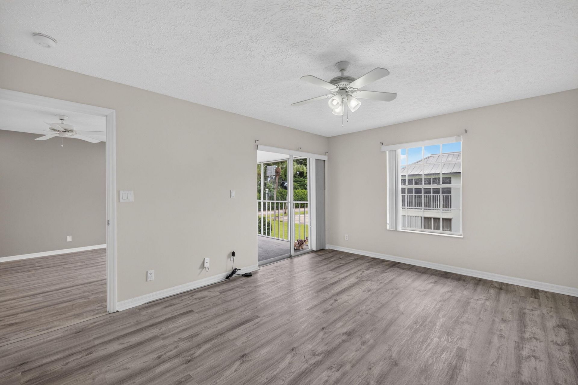 803 SE Central Parkway, Unit 9, Stuart, FL 34994 Photo