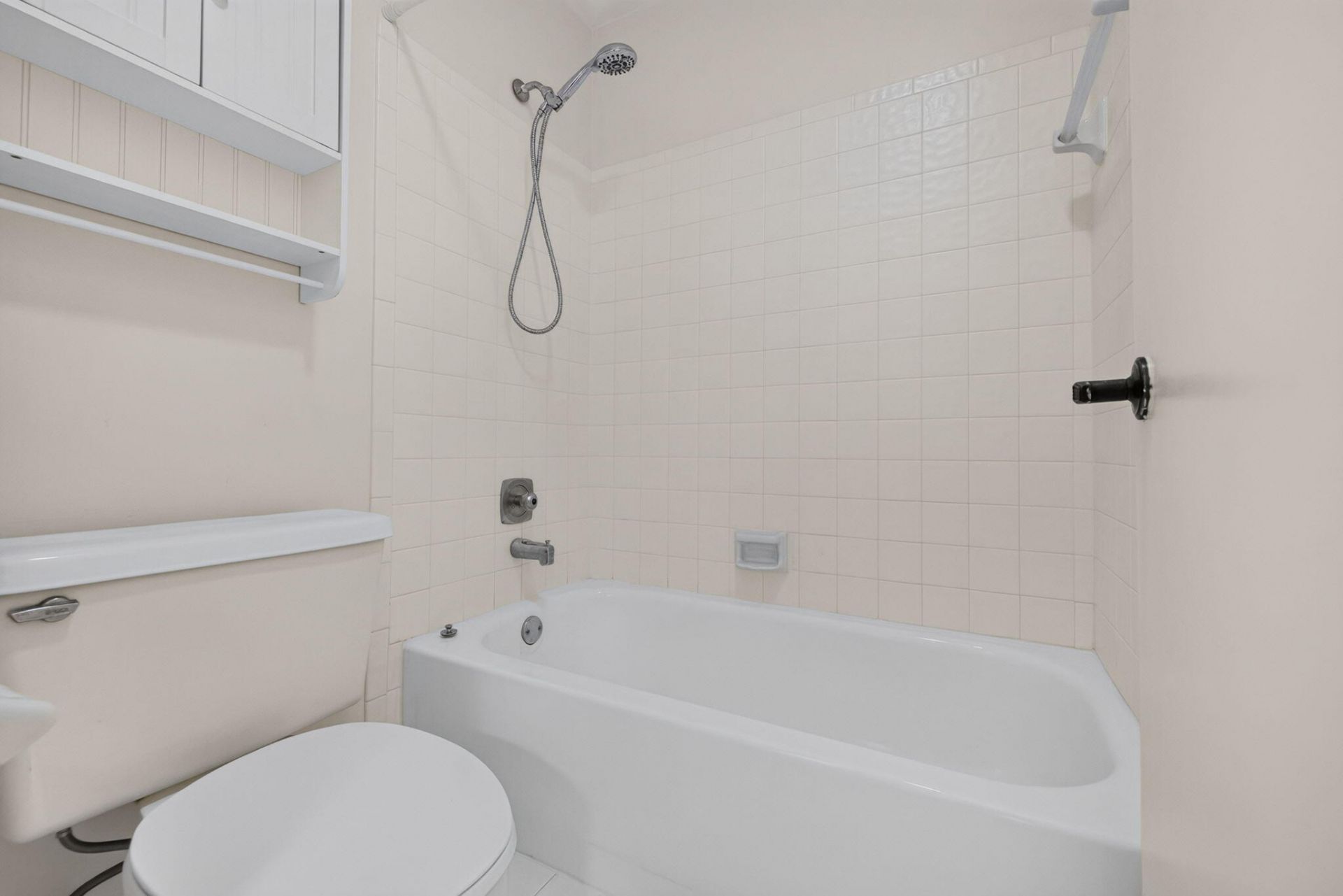 803 SE Central Parkway, Unit 9, Stuart, FL 34994 Photo