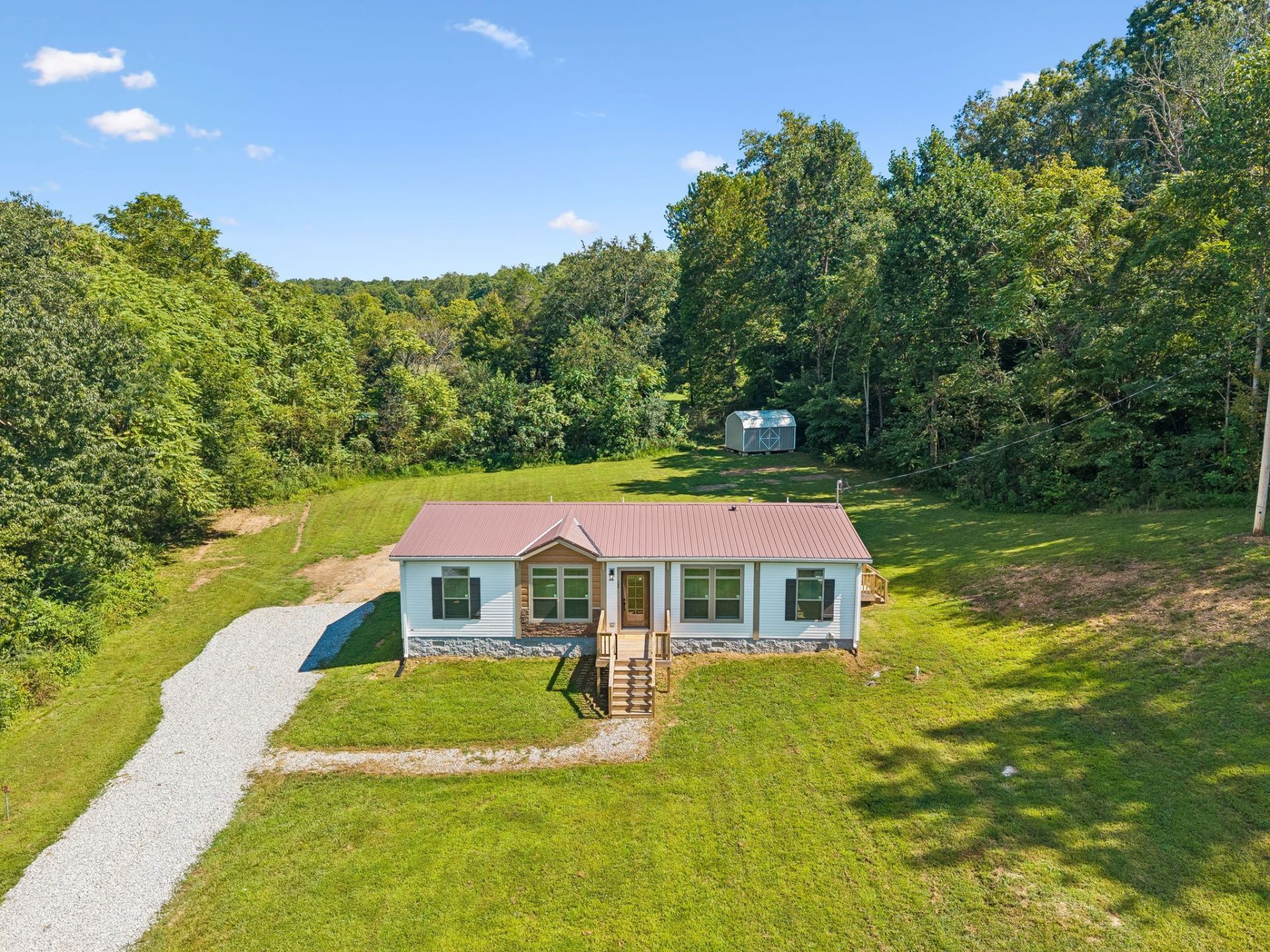 658 Fannie Branch Road, Dickson, TN 37055 Main Photo