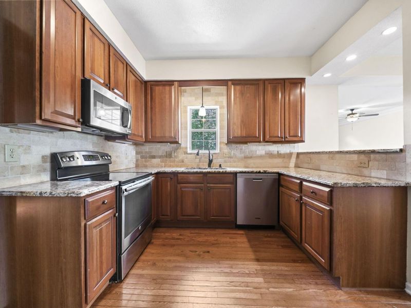 7854 Astra Circle, Reynoldsburg, OH 43068 Photo 16