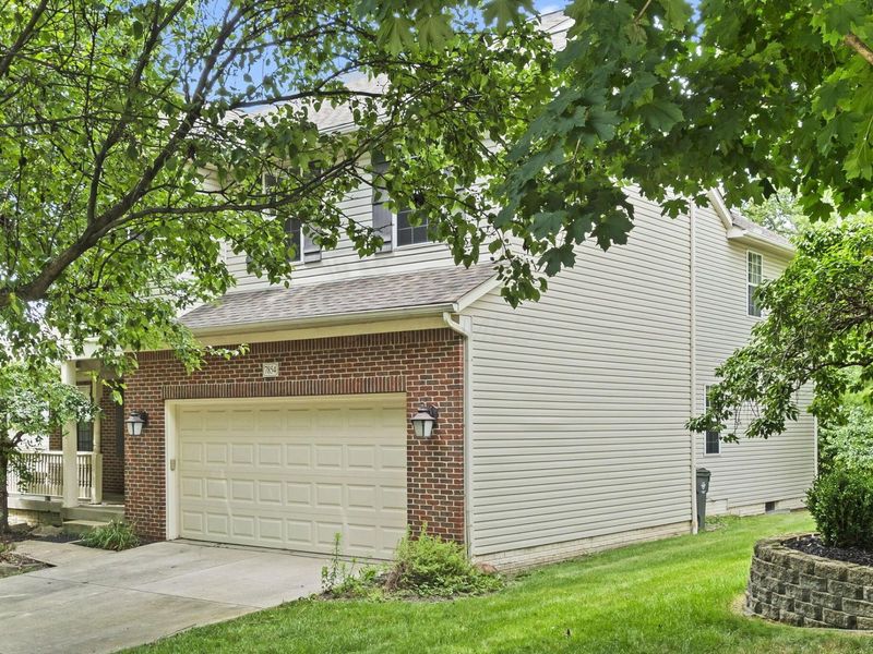 7854 Astra Circle, Reynoldsburg, OH 43068 Photo 2