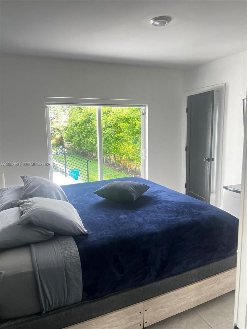 15 NW 52nd St , Miami, FL 33127 Photo