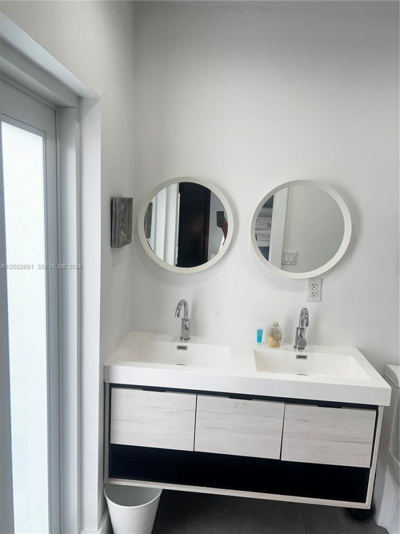 15 NW 52nd St , Miami, FL 33127 Photo