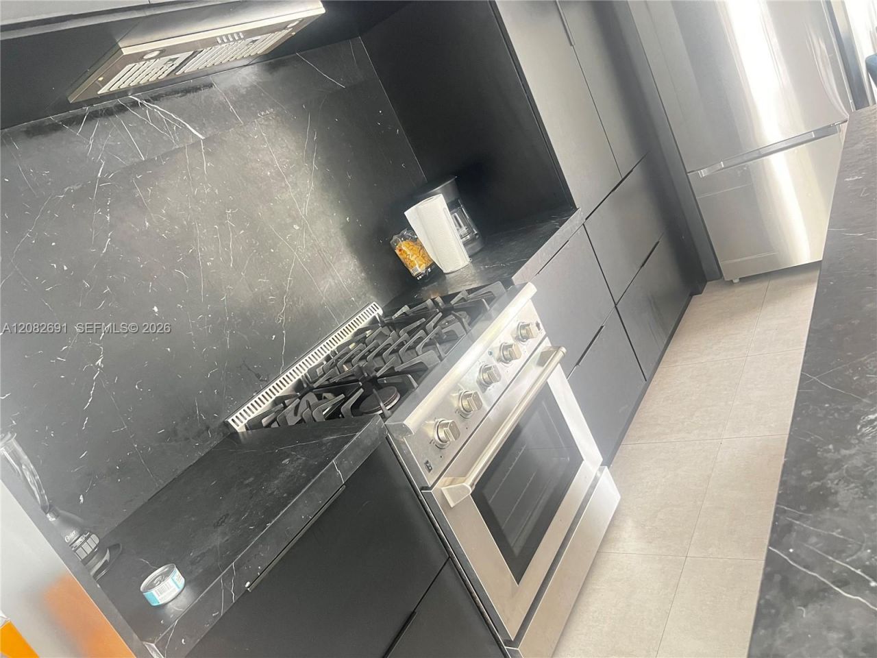 15 NW 52nd St , Miami, FL 33127 Photo