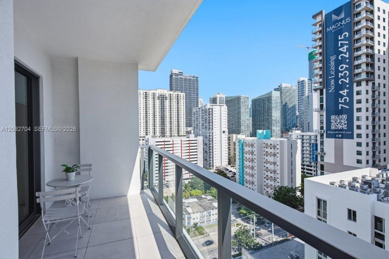 239 SW 9th St, Unit 1501, Miami, FL 33130 Photo