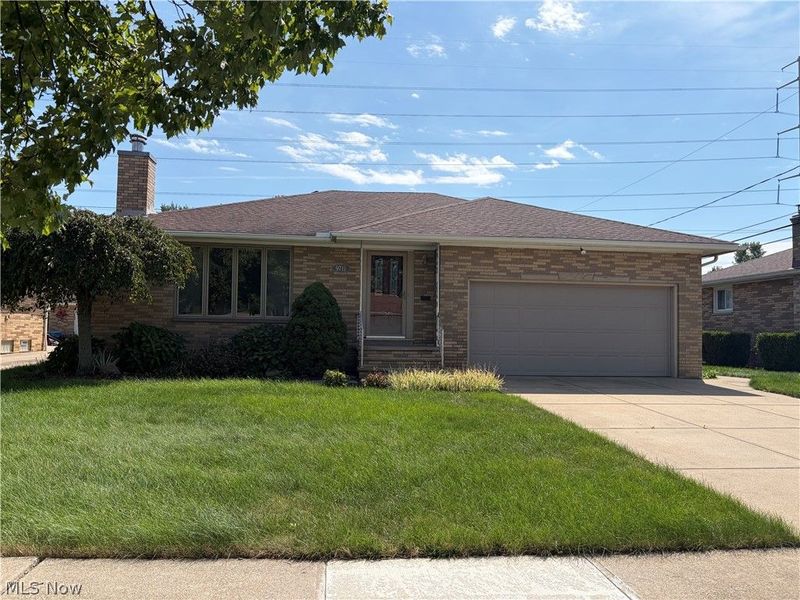 9711 Idlewood Drive, Brooklyn, OH 44144 Photo 1