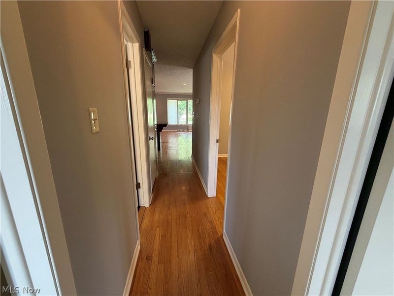 9711 Idlewood Drive, Brooklyn, OH 44144 Photo 21