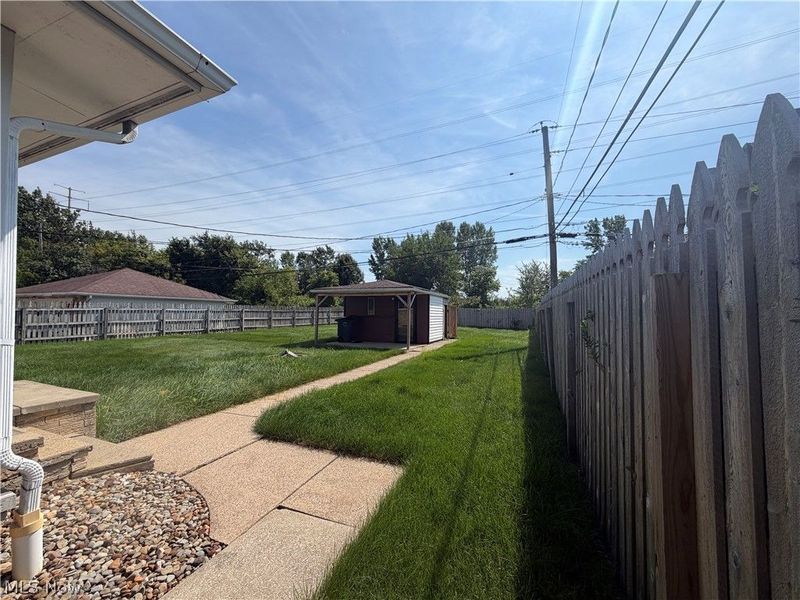 9711 Idlewood Drive, Brooklyn, OH 44144 Photo 42